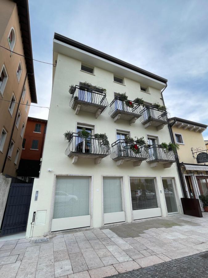 Lucia Holiday Apartments Lazise Exterior photo
